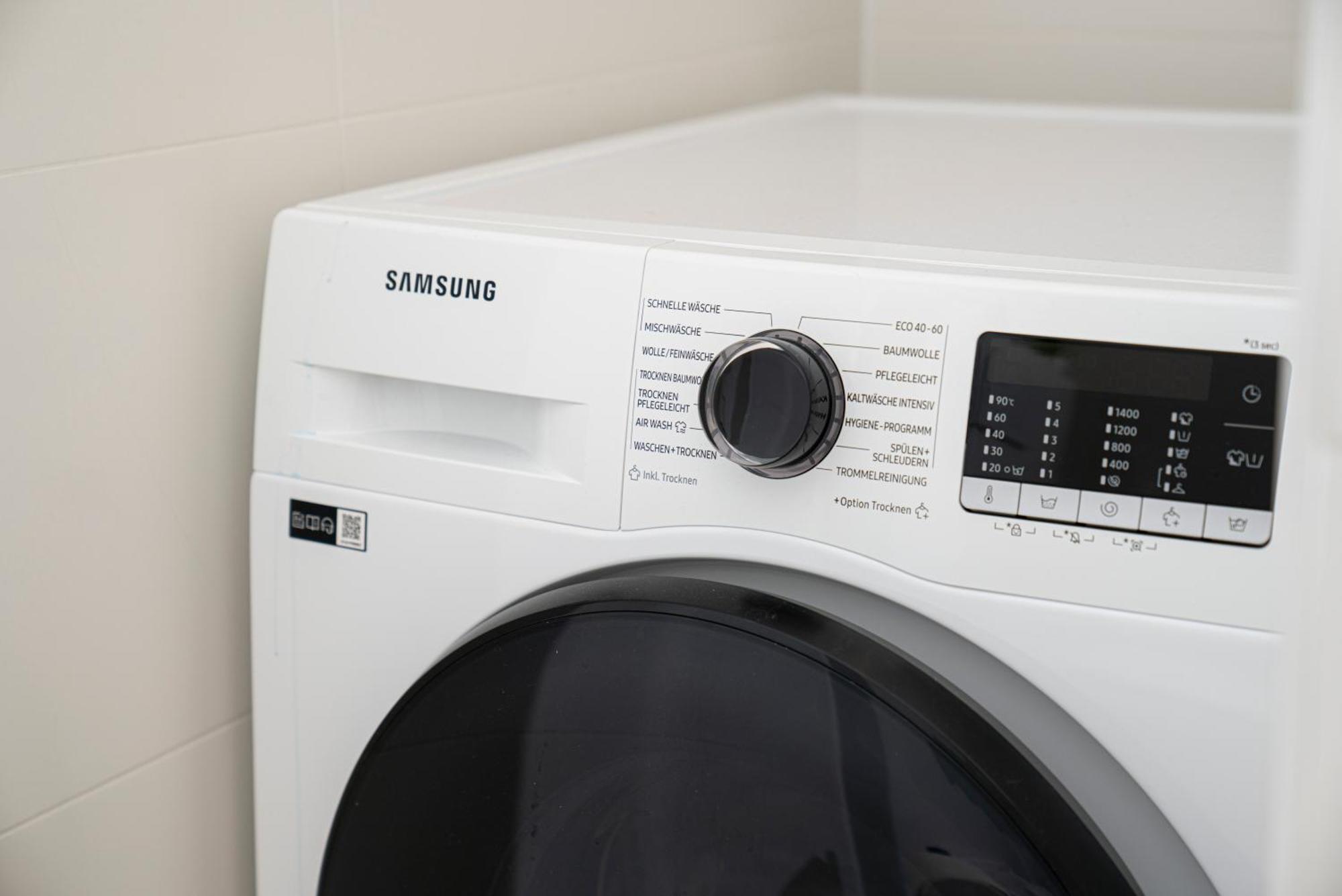 Central Stephansdom Apartment I Netflix I Self Check In Wenen Buitenkant foto