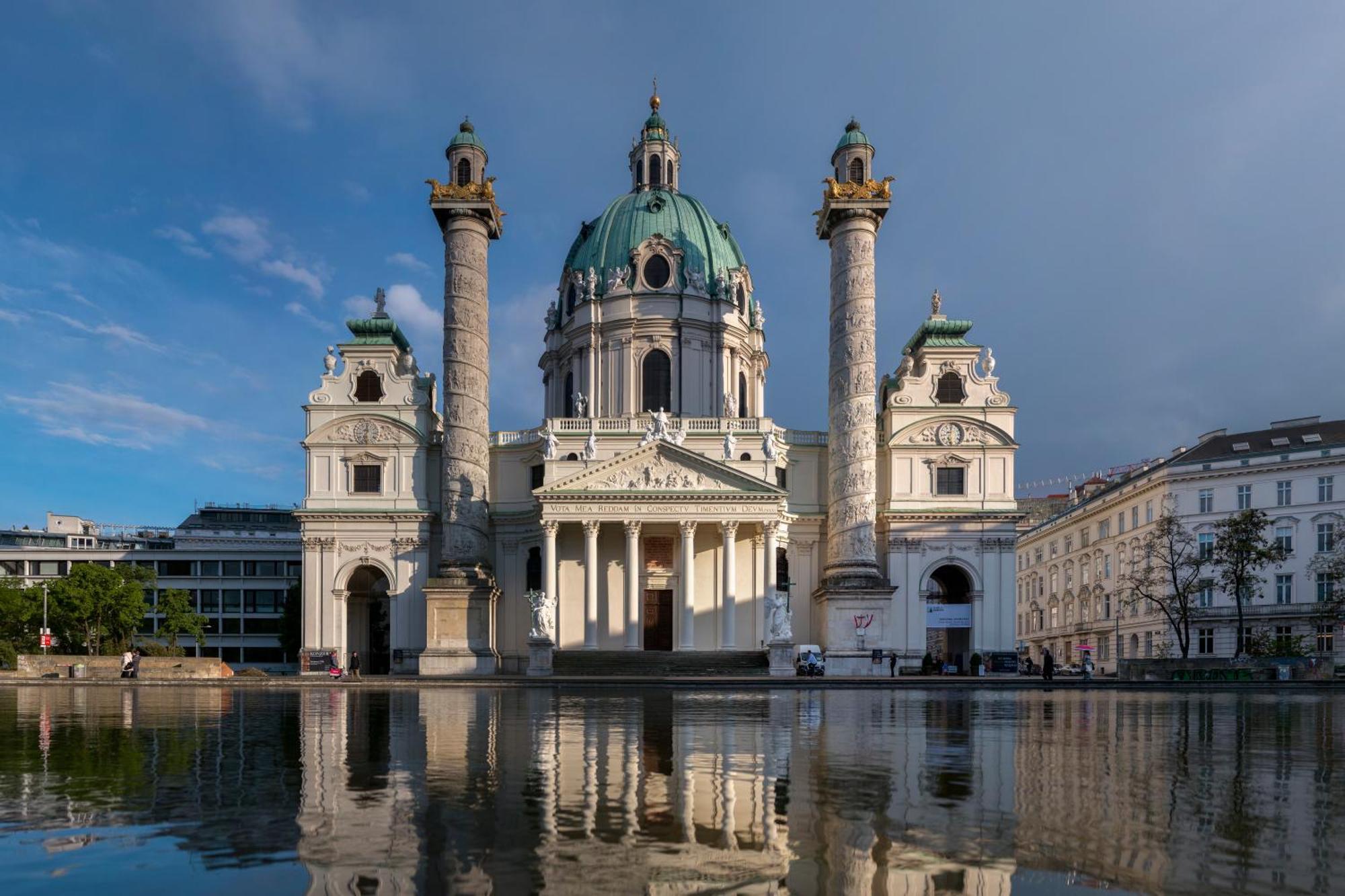 Central Stephansdom Apartment I Netflix I Self Check In Wenen Buitenkant foto